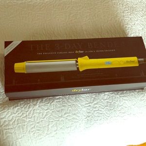 Drybar curling iron